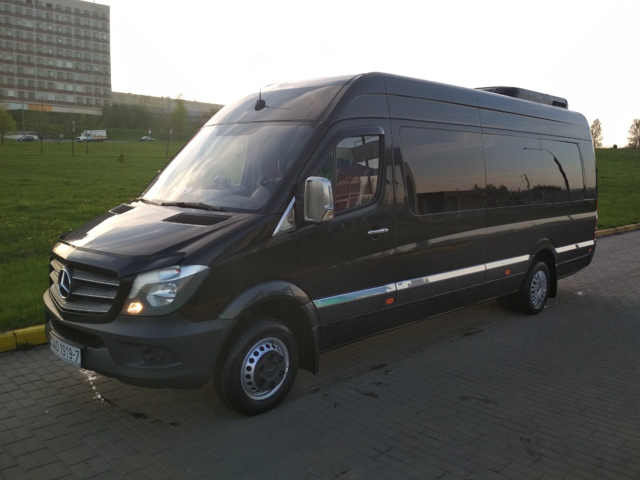 Mercedes Sprinter 20 мест • ЗаказАвто